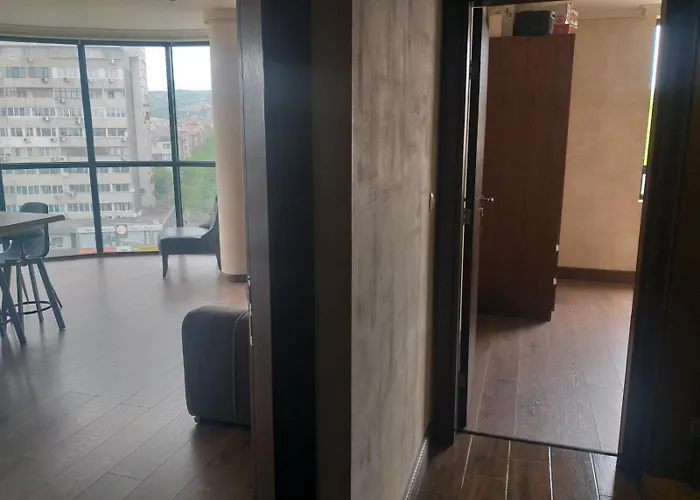 Panorama Center * Warna